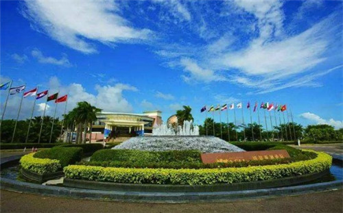 成记椒颜酸菜小鱼一月可以挣多钱，加盟成记椒颜酸菜小鱼联系方式是什么